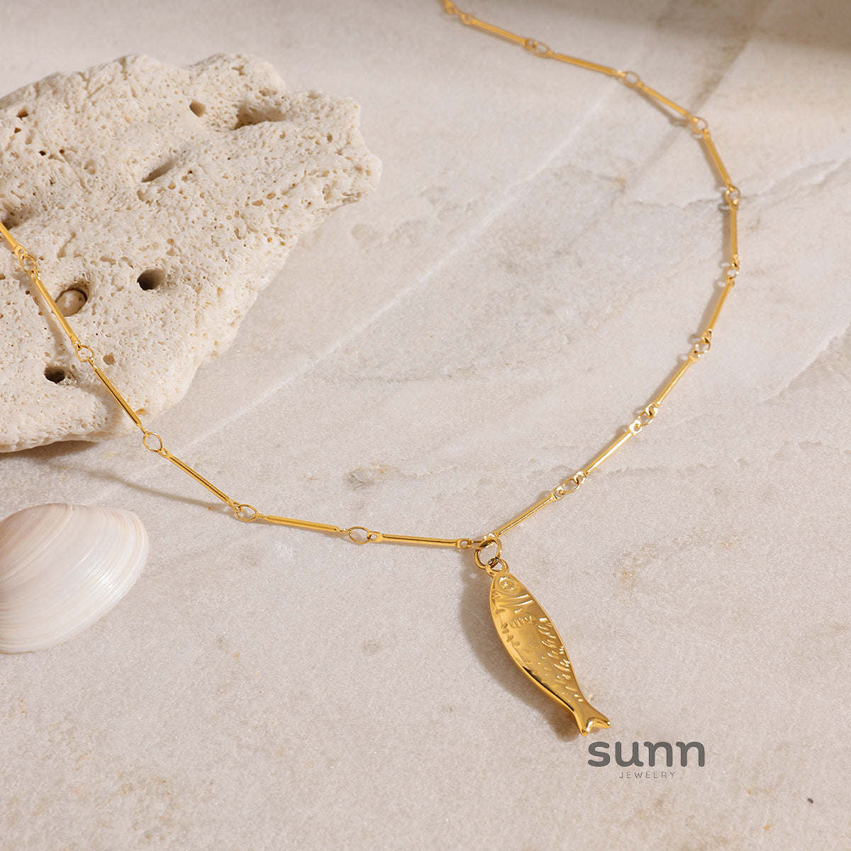 Aubrianna Ocean Fish Necklace [OD0OKZJU]