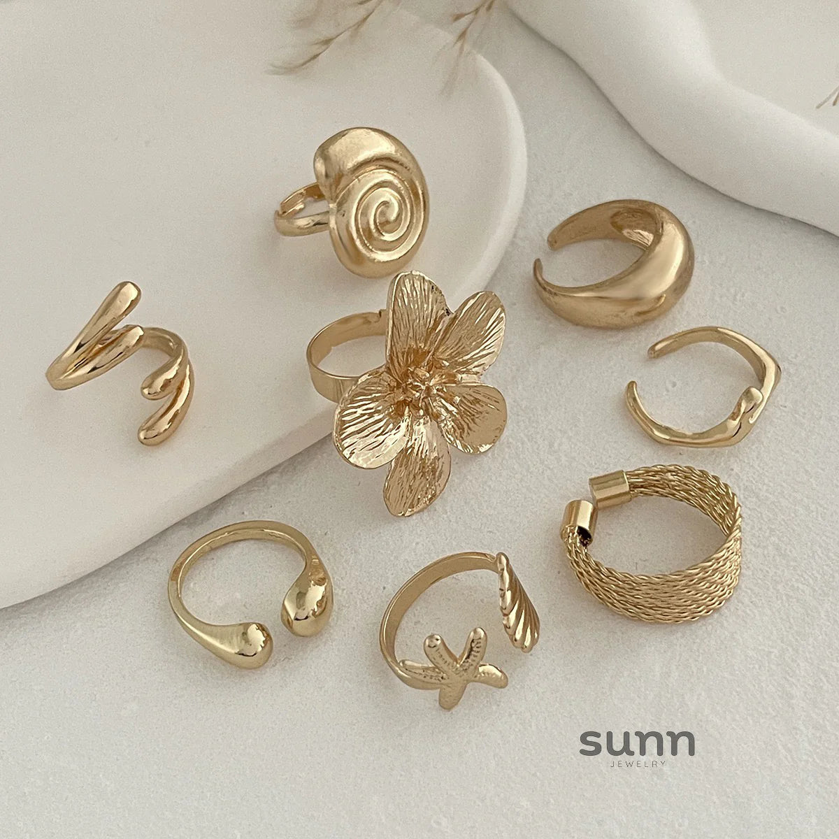 Aubriee Floral Marine Ring Set