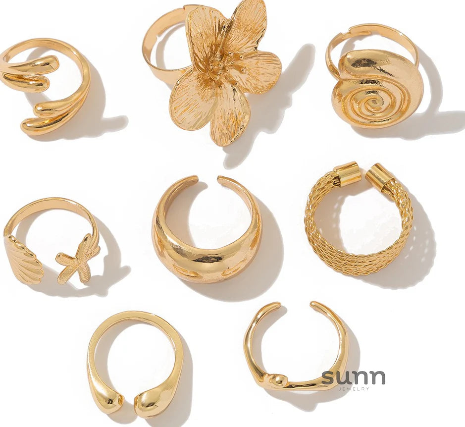 Aubriee Floral Marine Ring Set