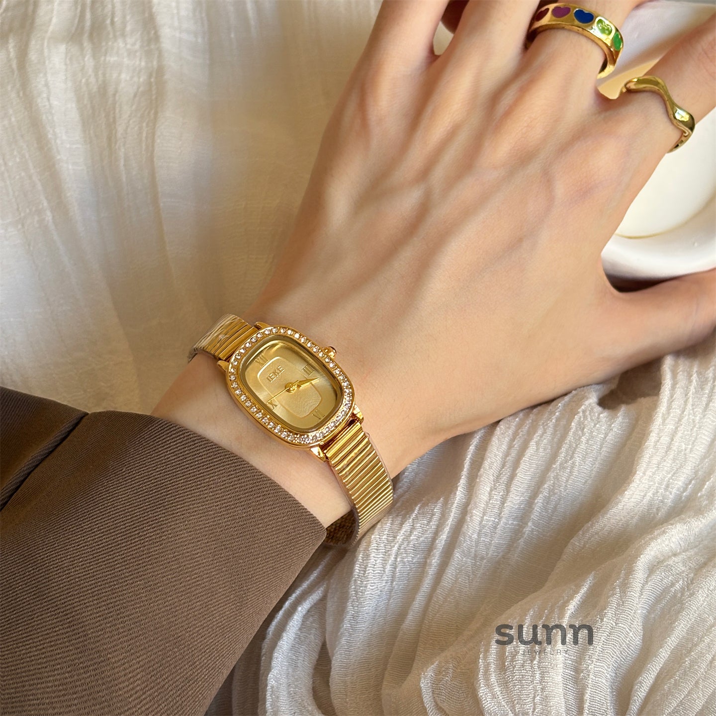 Auden Oval Sparkle Watch [3YWE2MW6]