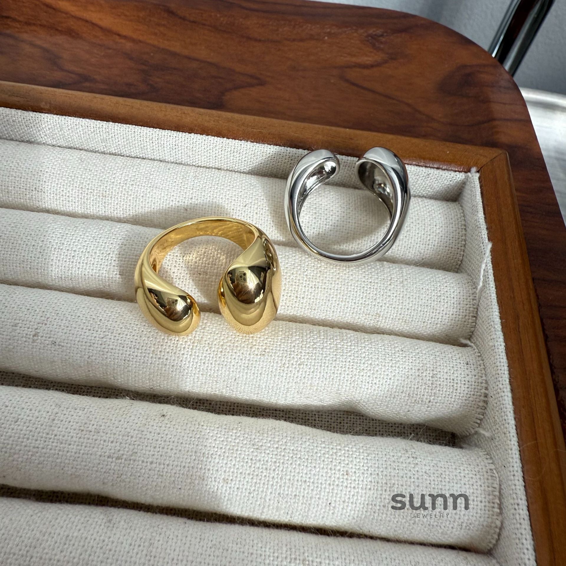 Audriana Asymmetric Open Ring [T21AHGUQ]