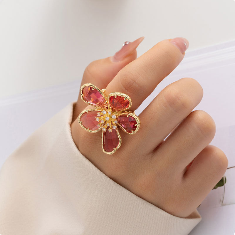 Aurie Crystal Bloom Ring [QUMRLSUJ]