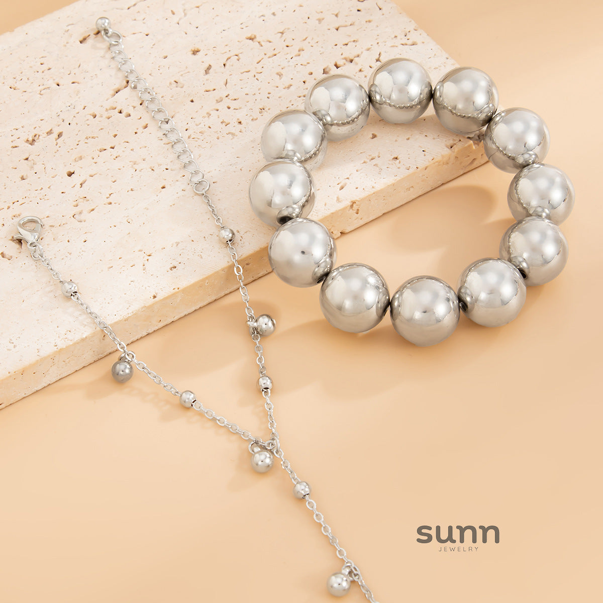 Aurie Geometric Hand Chain [3NBZPRE3]