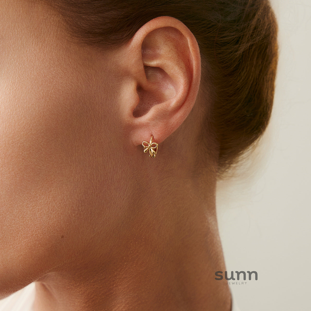 Aurorah Delicate Bow Ear Cuff Set [6AMMPR6Y]