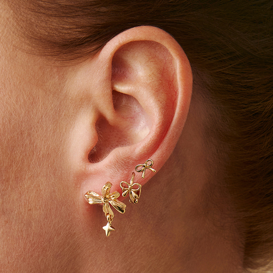 Aurorah Delicate Bow Ear Cuff Set [HBM95H8S]