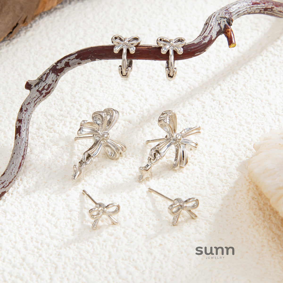 Aurorah Delicate Bow Ear Cuff Set [9VP2601P]