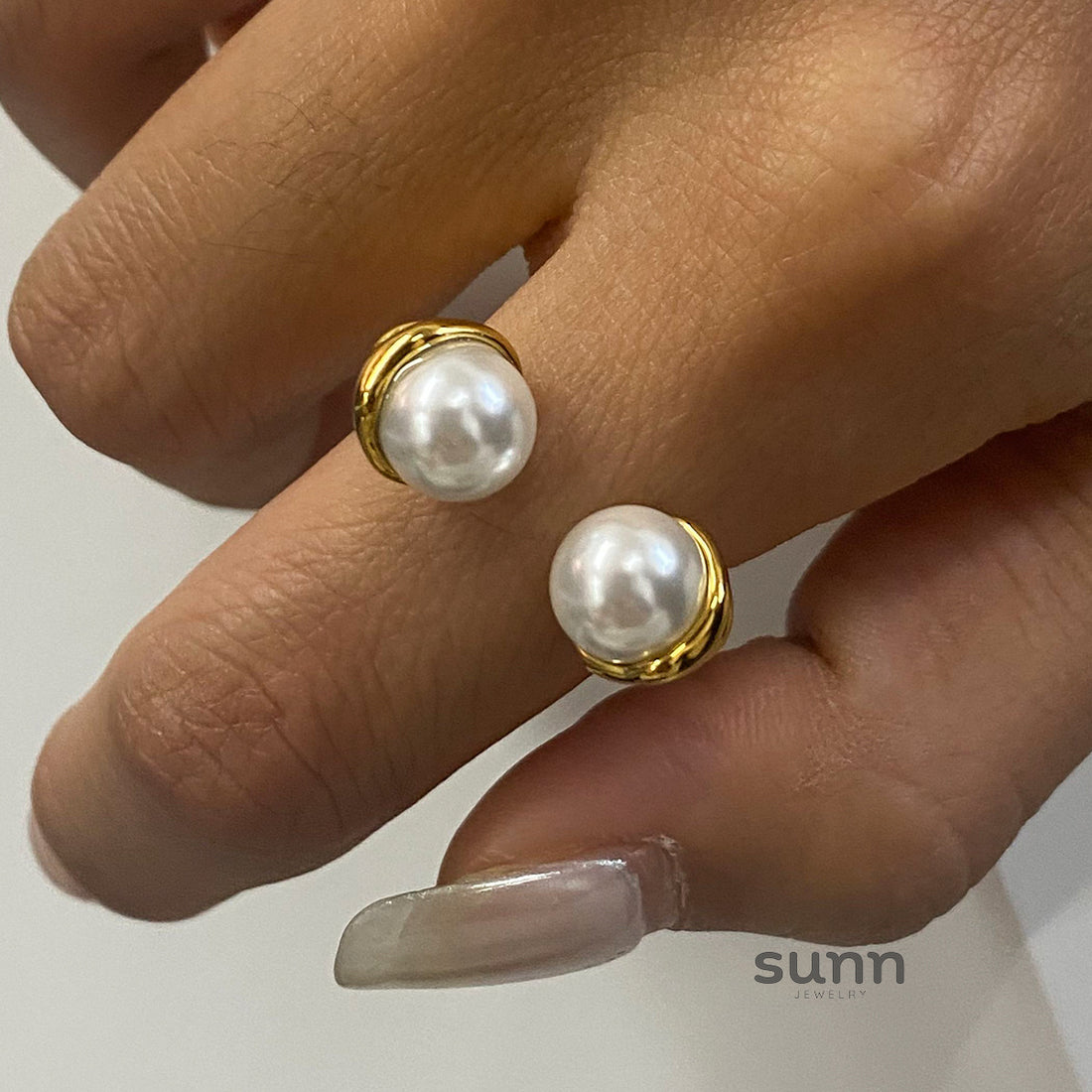Austin Beaded Cross Ring [EY0Q8BMS]