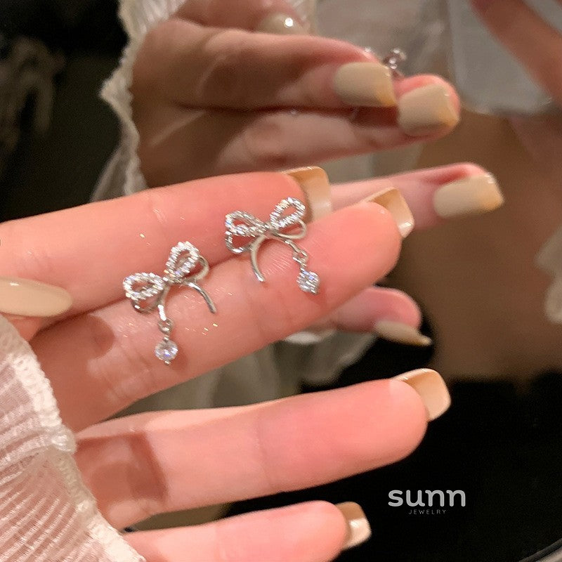 Avacyn Bow Stud Earrings [S126IJKE]