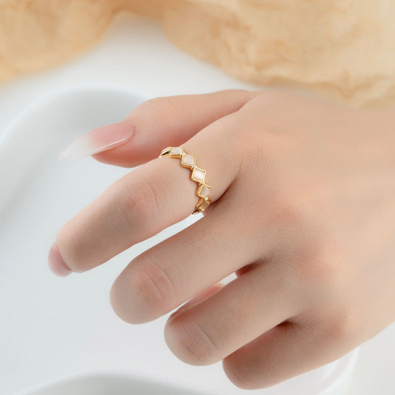Avagrace Geometric Opal Ring [S89ZFV89]