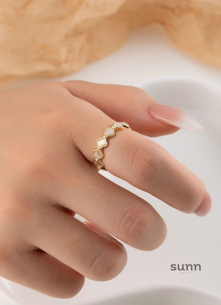 Avagrace Geometric Opal Ring [6VYTU13E]