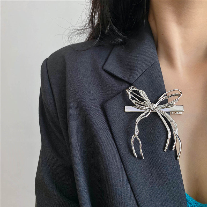 Avalee Rhinestone Bow Pin [E57AM3CN]