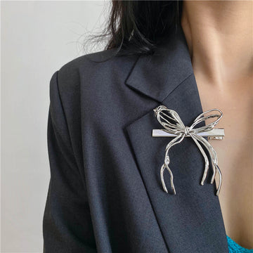 Avalee Rhinestone Bow Pin [E57AM3CN]