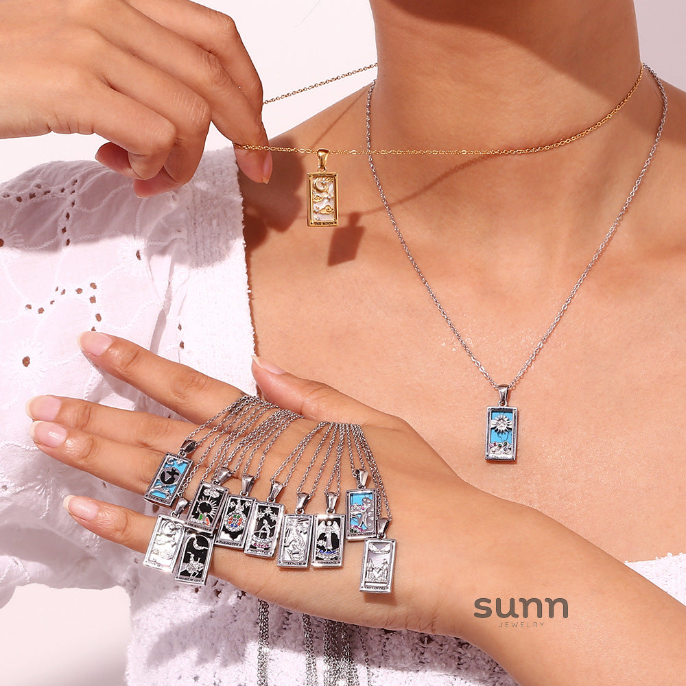 Avalyn Tarot Pendant Necklace [KAOEPS39]