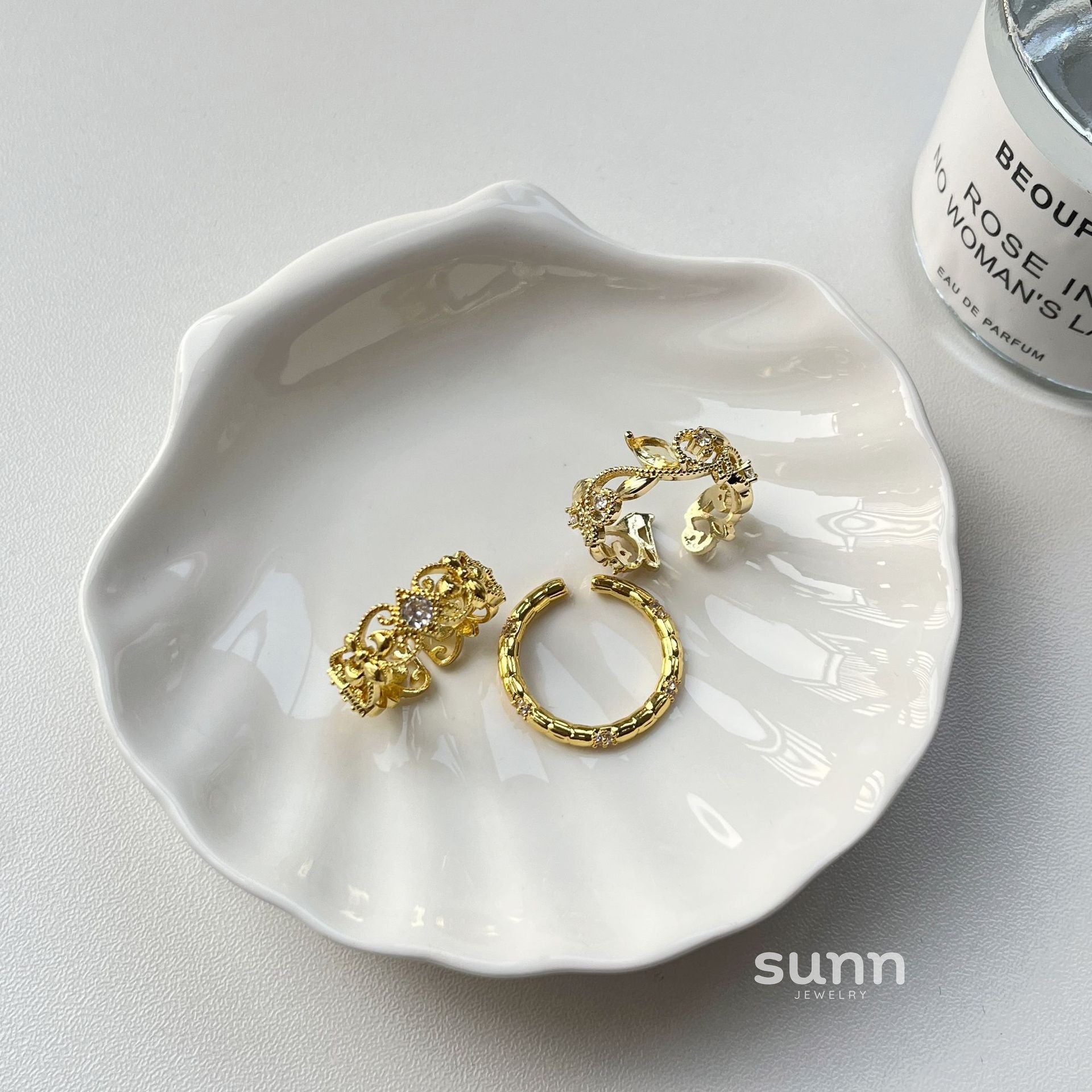 Avaree Palace Open Ring [LR31N6GH]