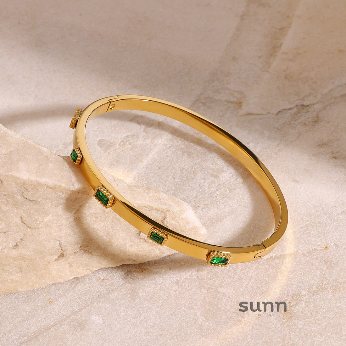Avari Zircon Buckle Bracelet [HDD0RN35]