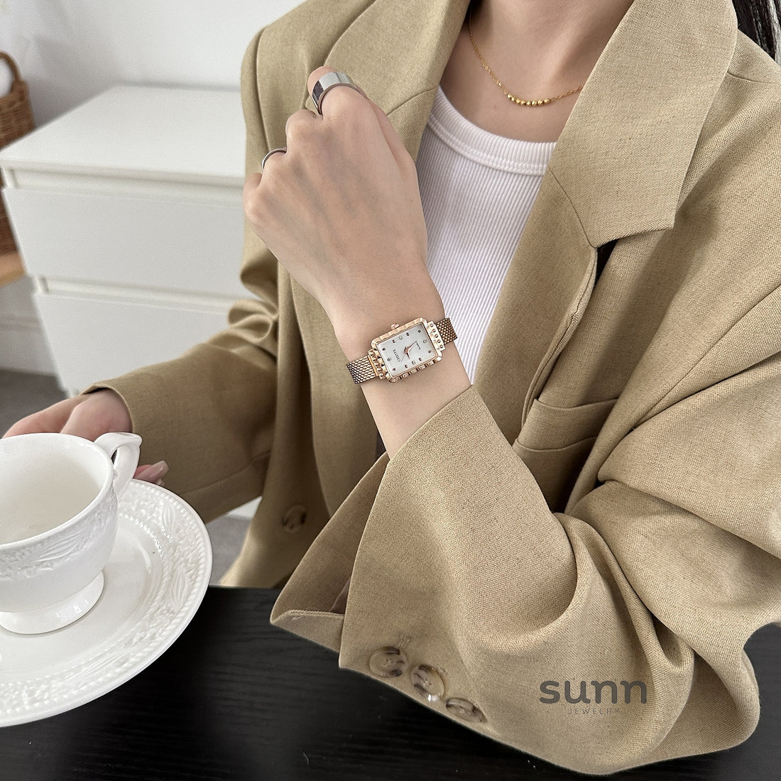 Avarose Elegant Rectangular Watch [39MD27OR]