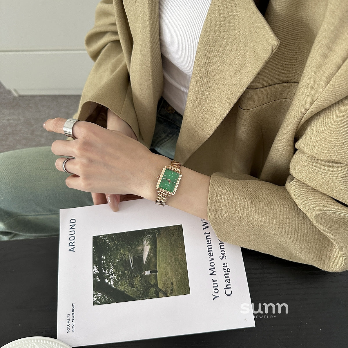 Avarose Elegant Rectangular Watch [HRXHCMRX]