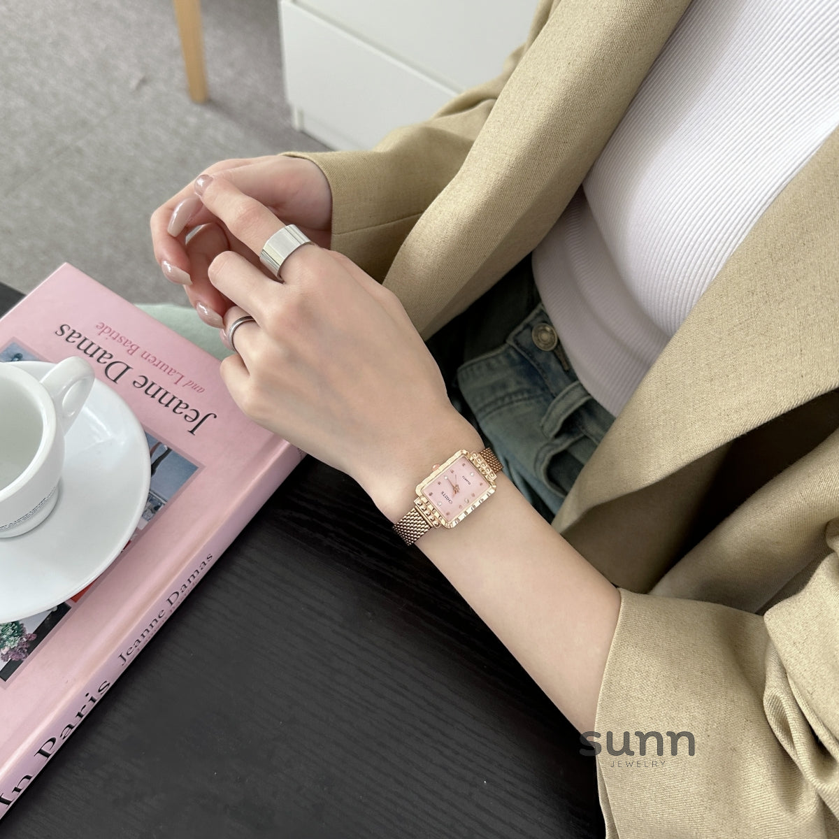 Avarose Elegant Rectangular Watch [PW1ANUN2]