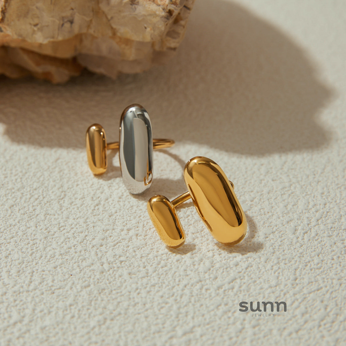 Avarose Geometric Gold Ring [SCJSUX0D]