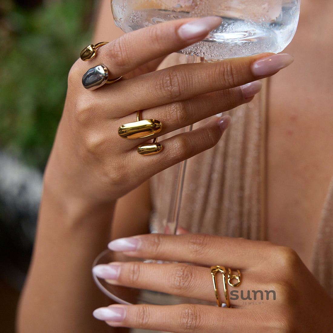Avarose Geometric Gold Ring [MYO3FGVB]