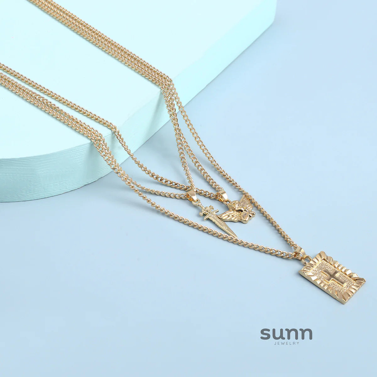 Avary Layered Pendant Necklace