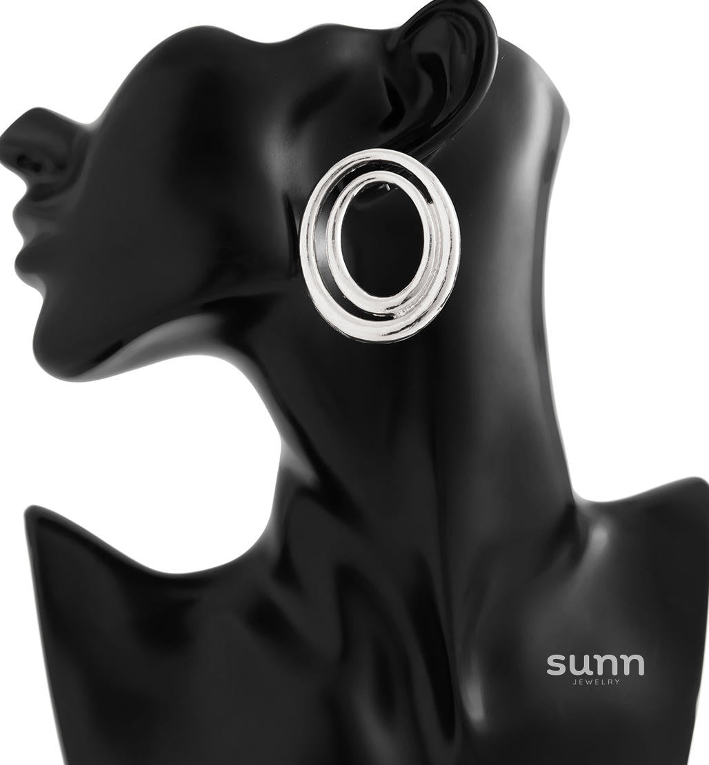 Avelina Twisted Shell Earrings [DSUZ8K3Y]