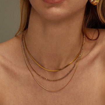Avery Stacked Cross Necklace [PZ52QOMS]