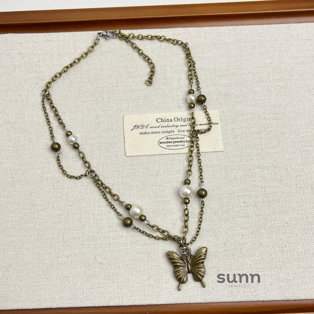 Aviannah Layered Butterfly Necklace [WKJD33F4]