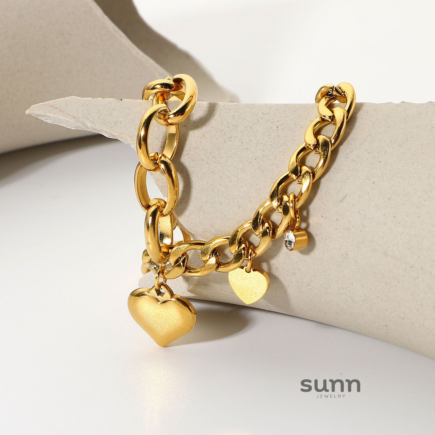 Avielle Zircon Heart Link Bracelet [0L4M2TIL]