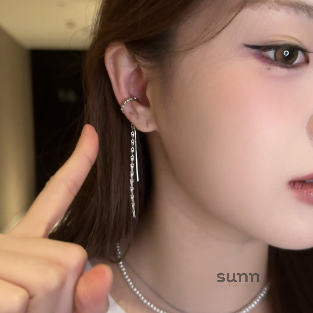 Avital Silver Butterfly Ear Cuff [4IH62E27]