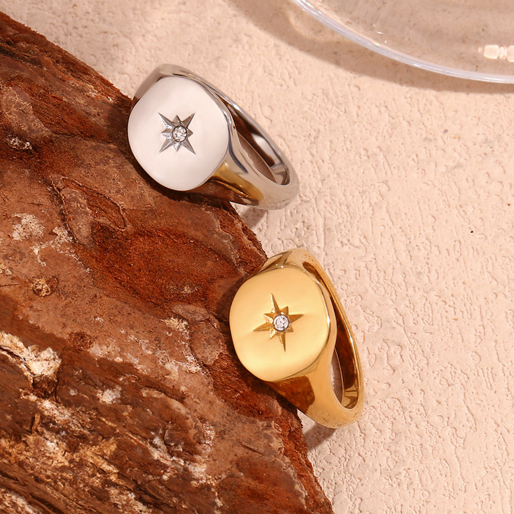 Aviyana Polaris Signet Ring [121DHJUH]