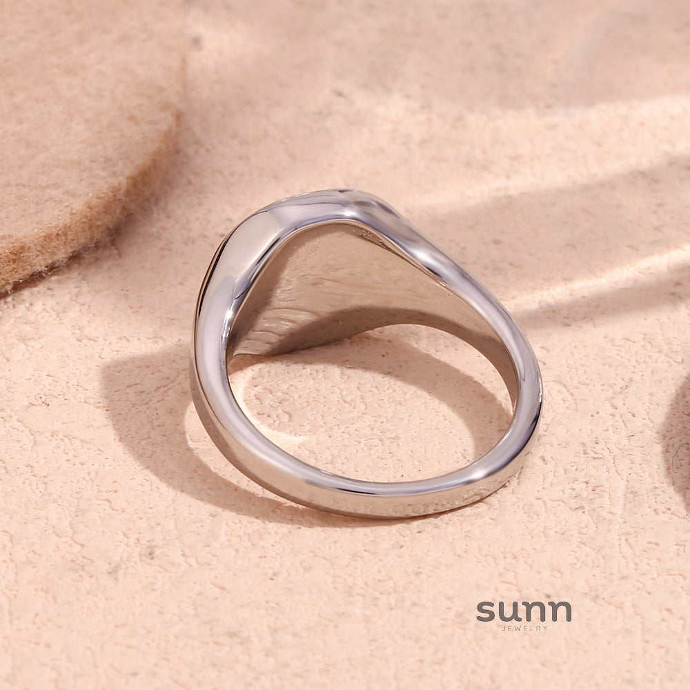 Aviyana Polaris Signet Ring [7VXRD1GC]