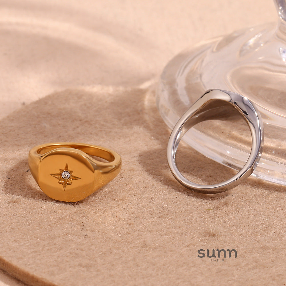 Aviyana Polaris Signet Ring [ACO9888K]