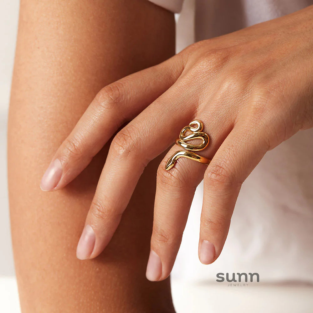 Ayaat Chic Snake Open Ring