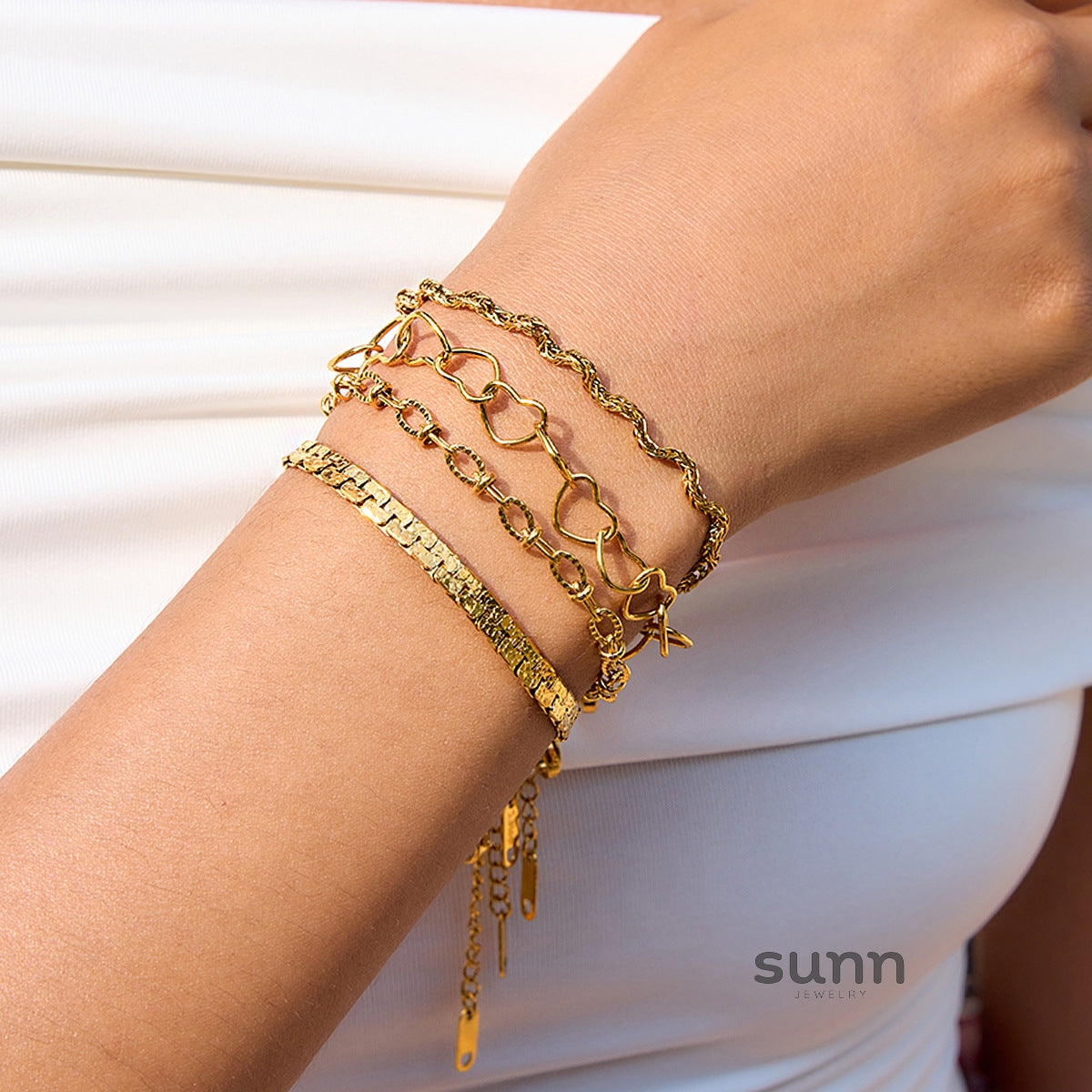 Ayah Layered Charm Bracelets [7O3XPKGH]