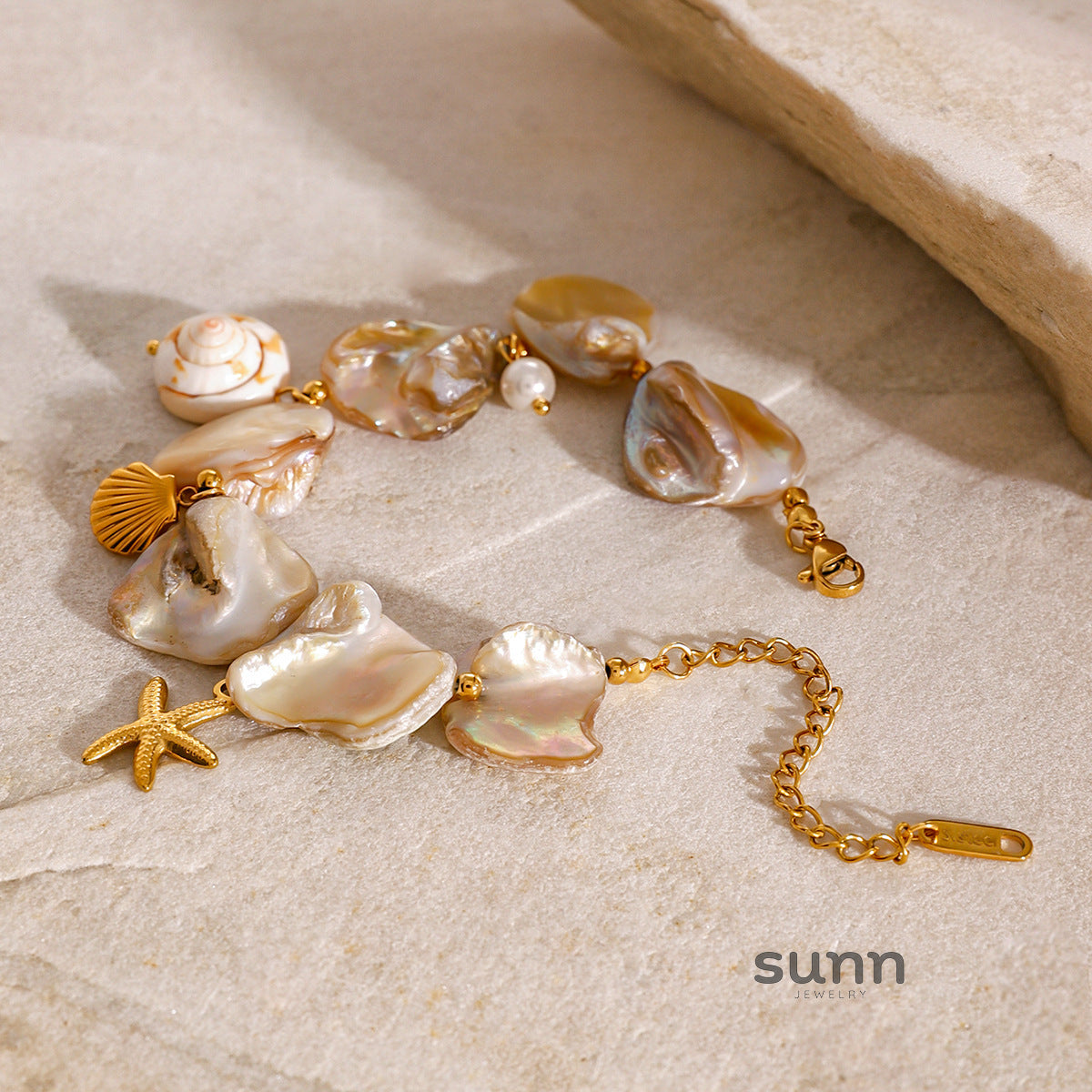 Ayan Ocean Shell Necklace [DDV3C6K4]