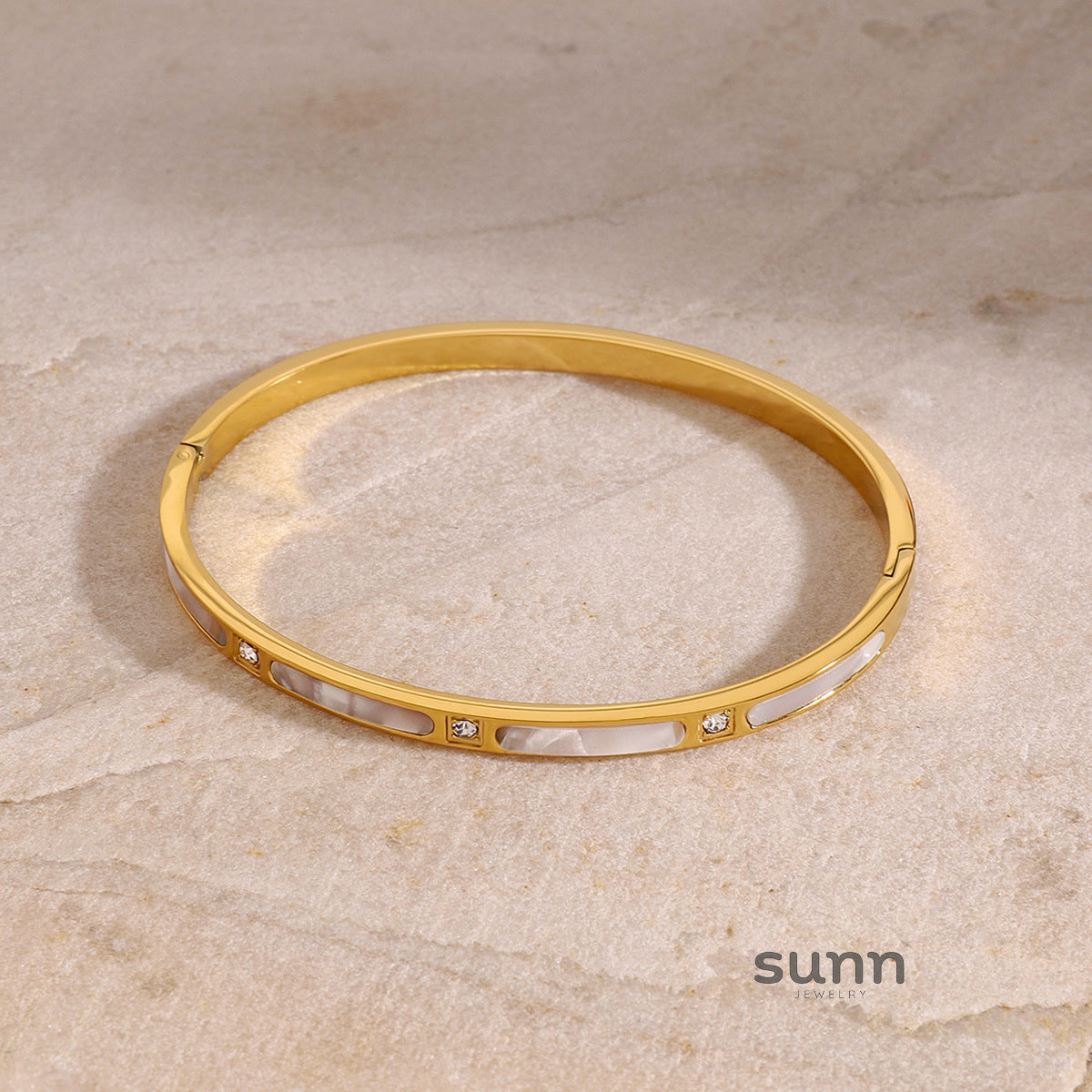 Ayda Zircon Buckle Bracelet [8V3HMNUR]