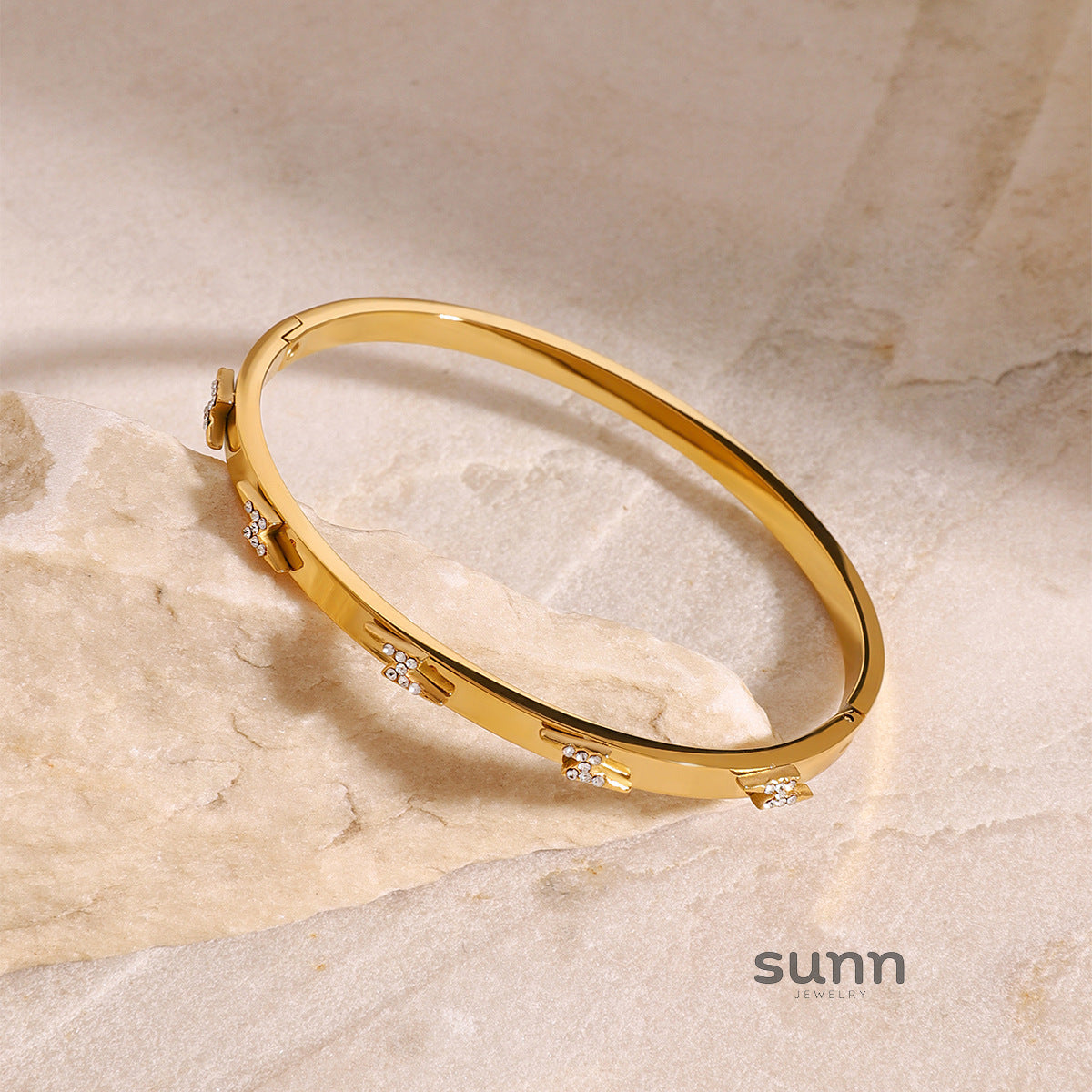 Ayda Zircon Buckle Bracelet [KJXBAWJW]