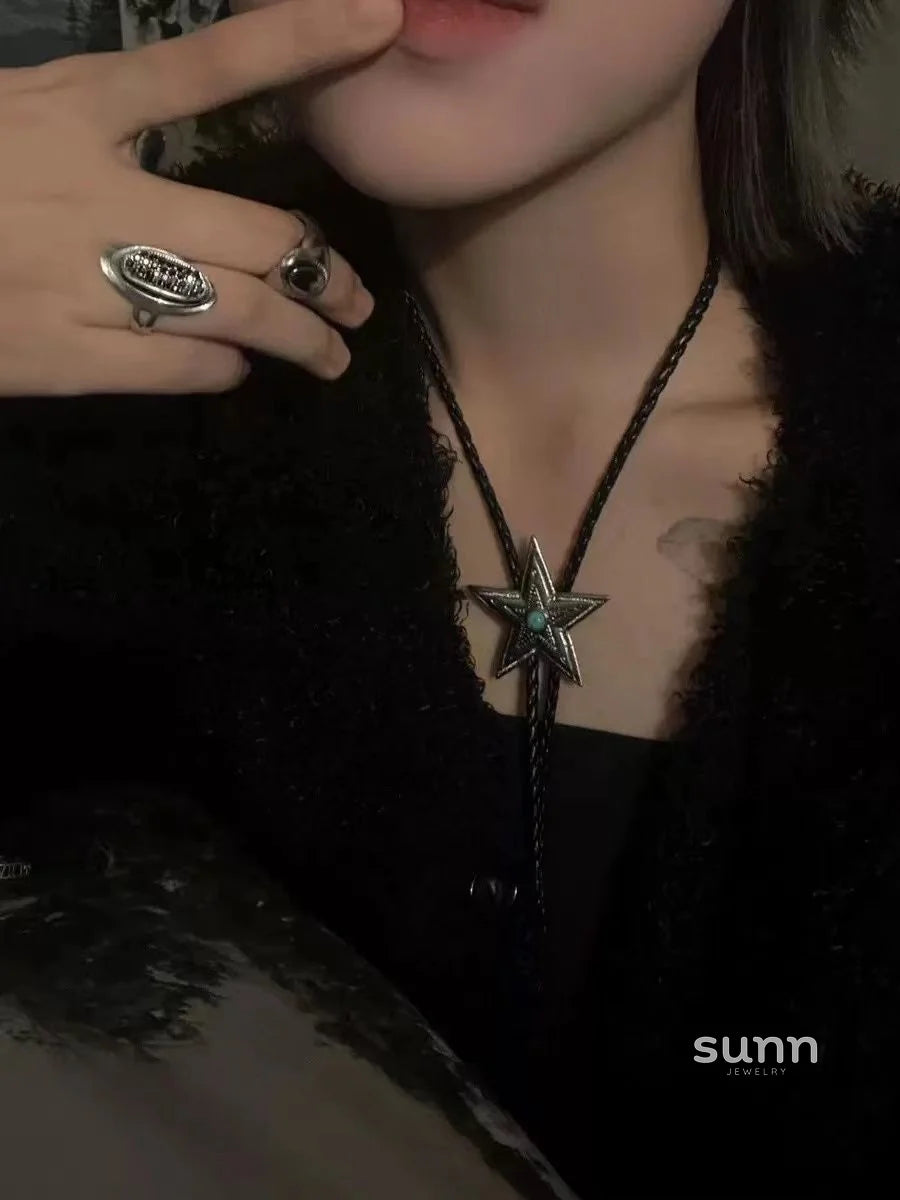Aylee Convertible Star Chain