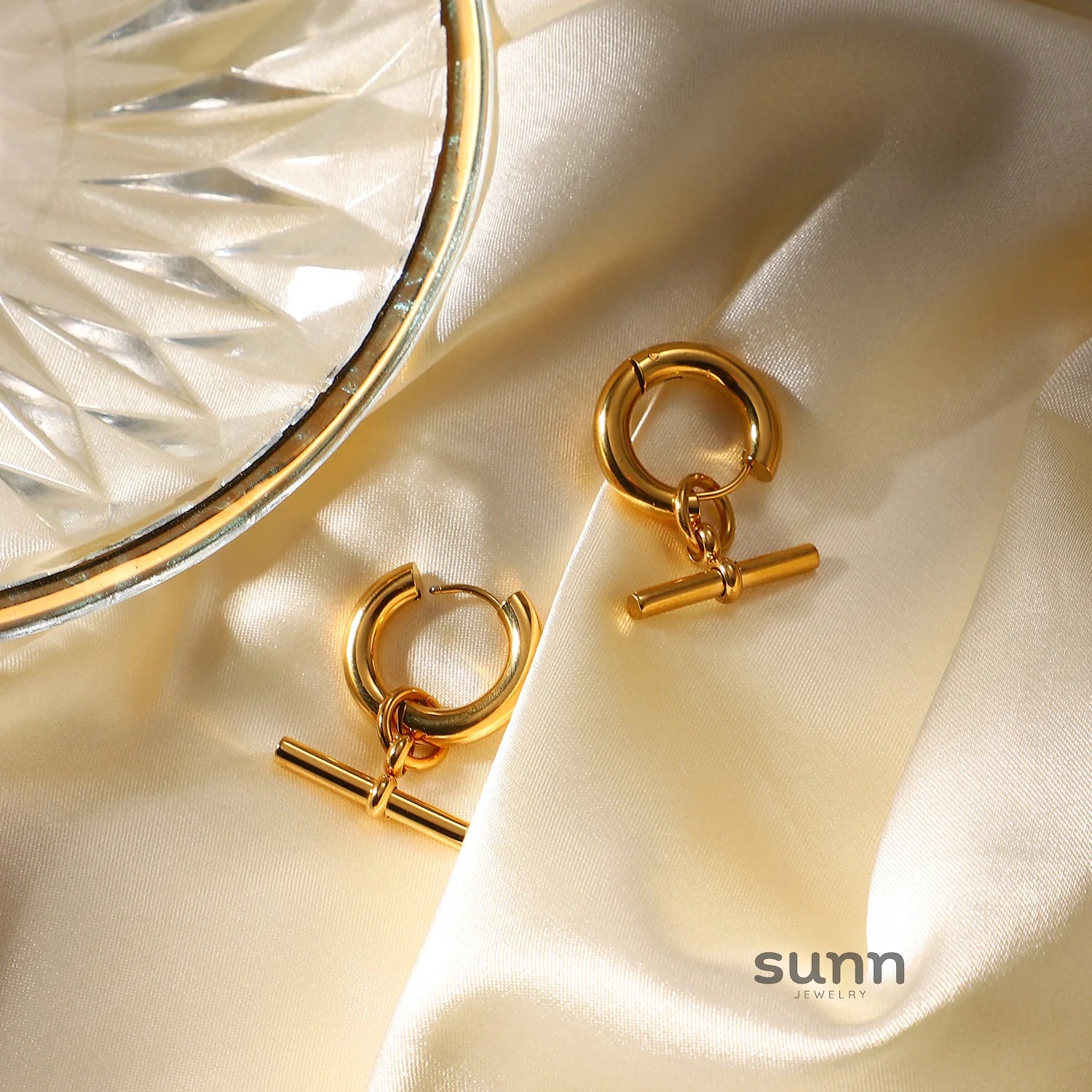 Azari Detachable Geometric Earrings
