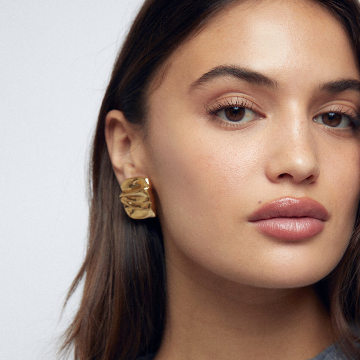Azariyah Gold Pleated Earrings [E19DBB7I]