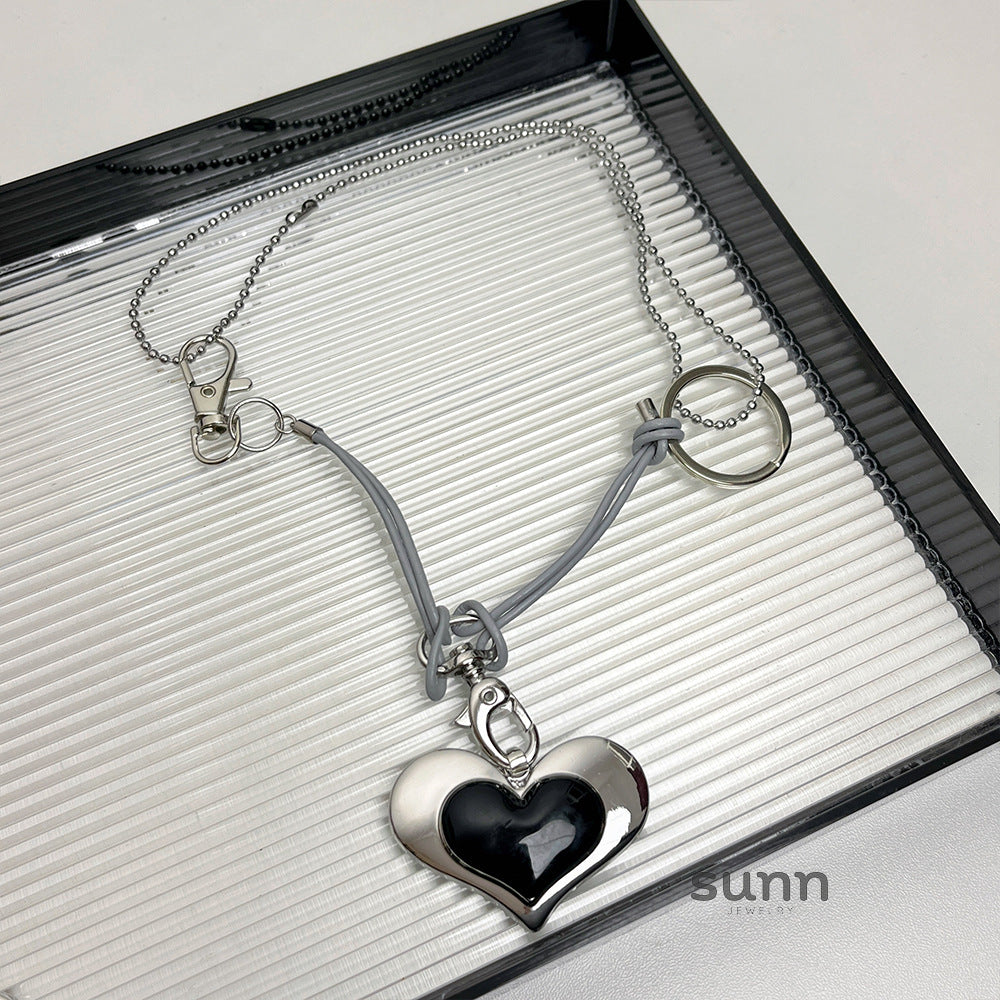 Azelie Leather Heart Choker [S8ZJZ3Z5]