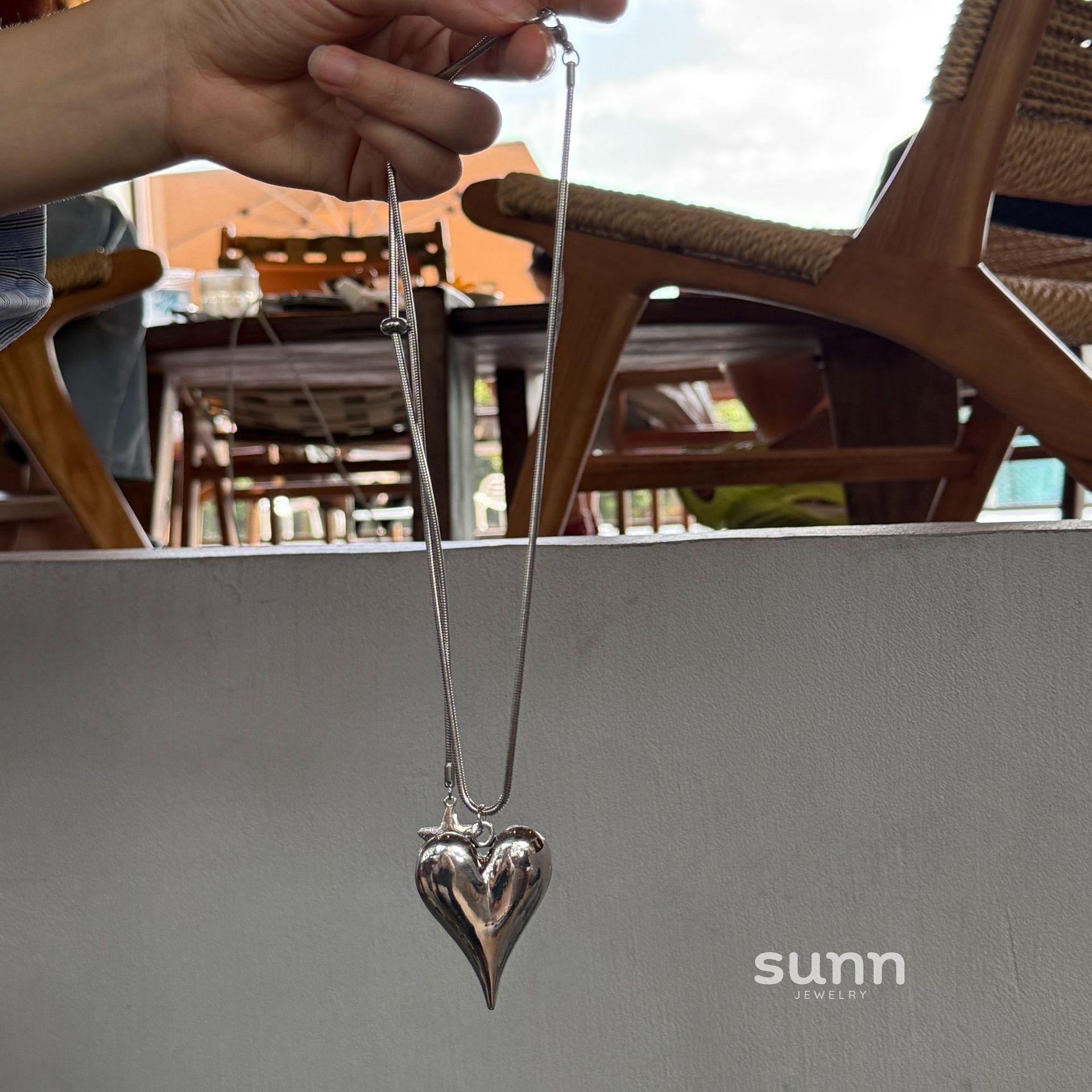 Aziyah Big Heart Adjustable Necklace [SBLKS77A]