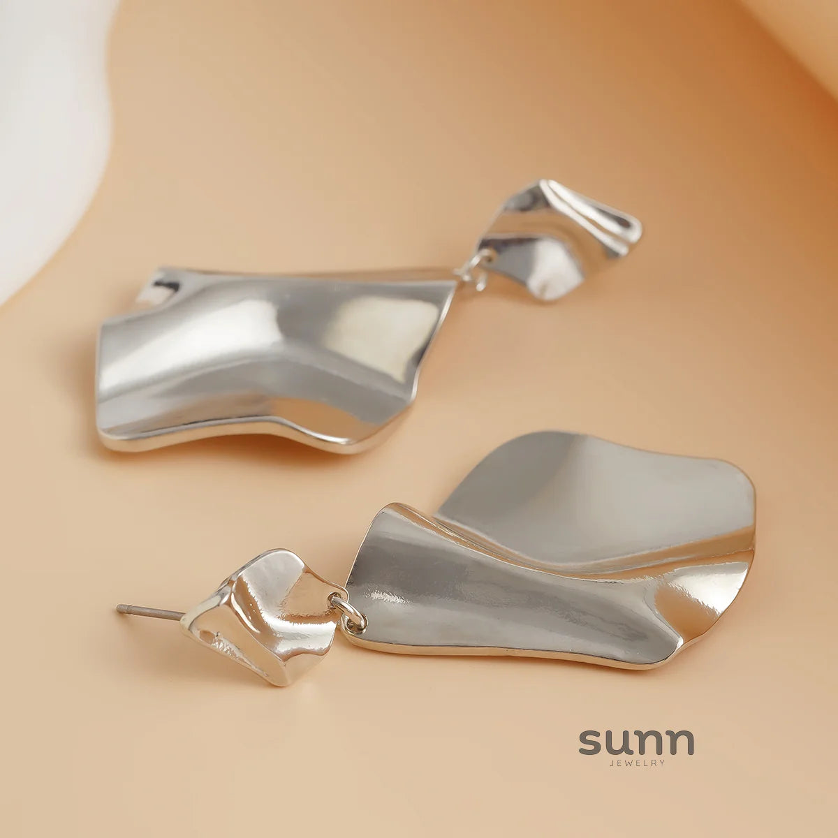 Azlyn Pleated Diamond Earrings