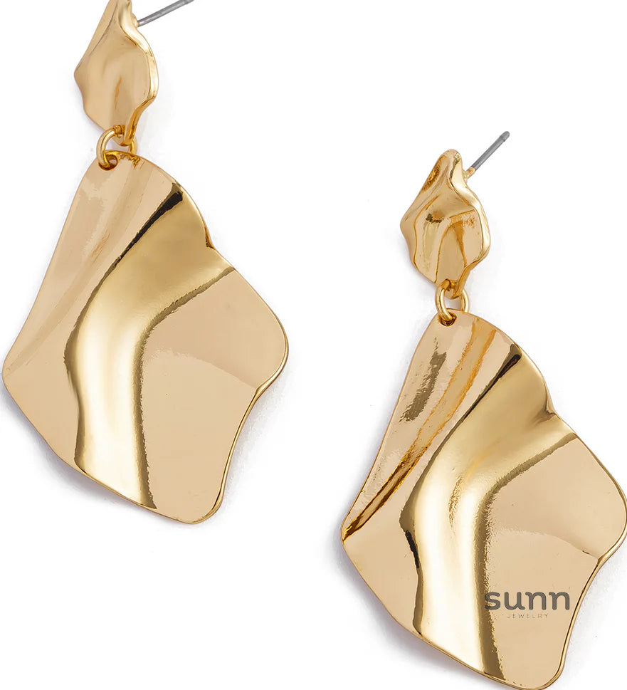 Azlyn Pleated Diamond Earrings