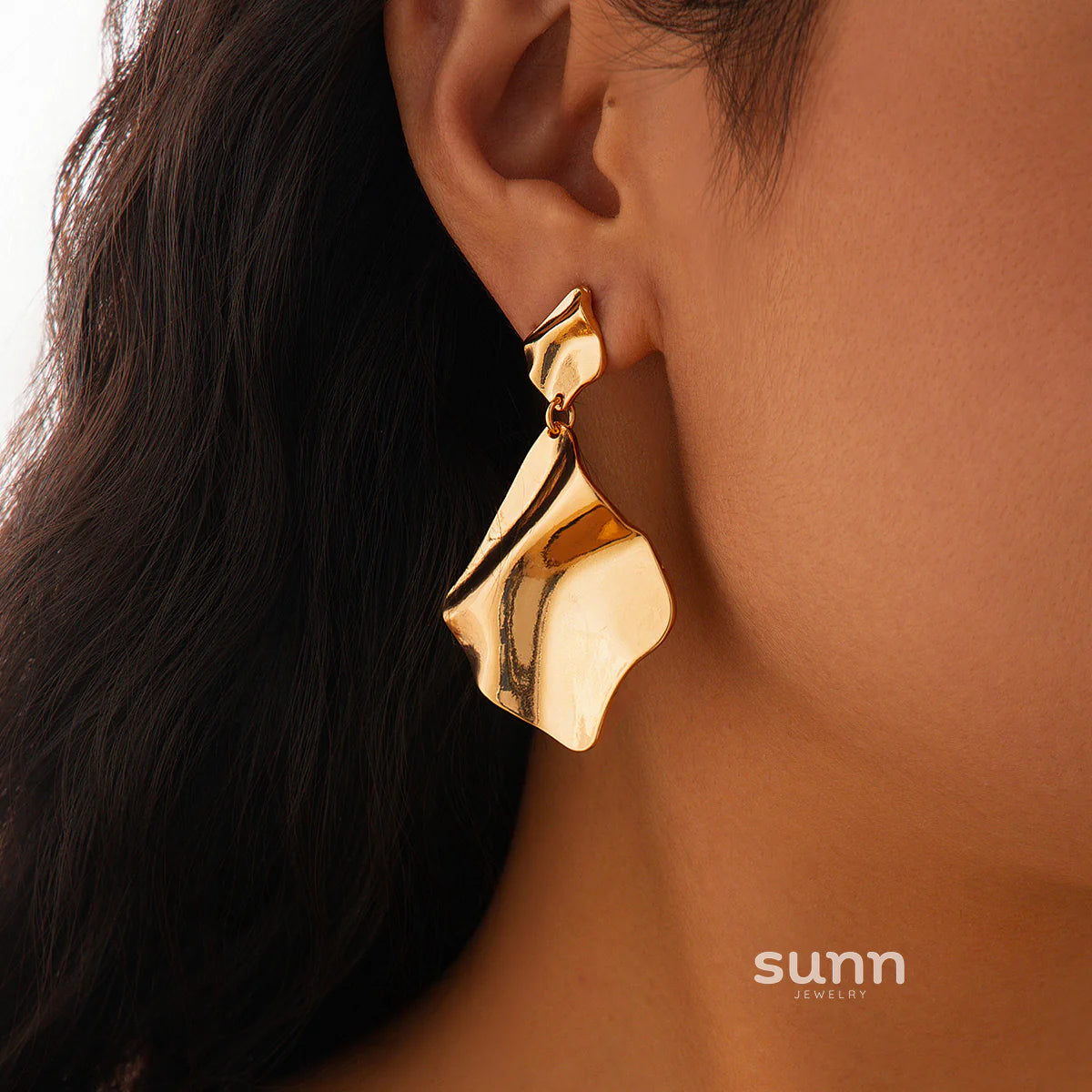 Azlyn Pleated Diamond Earrings