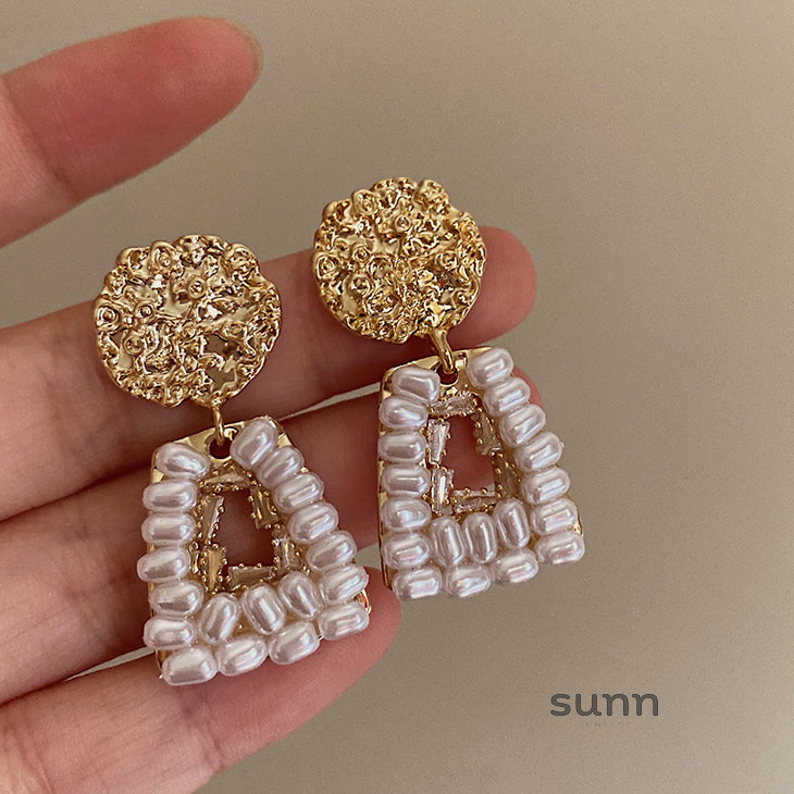 Azucena Ornate Pearl Drop Earrings [E3WWFHS6]