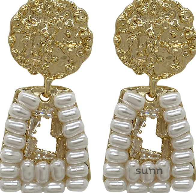 Azucena Ornate Pearl Drop Earrings [SFBBK4OI]