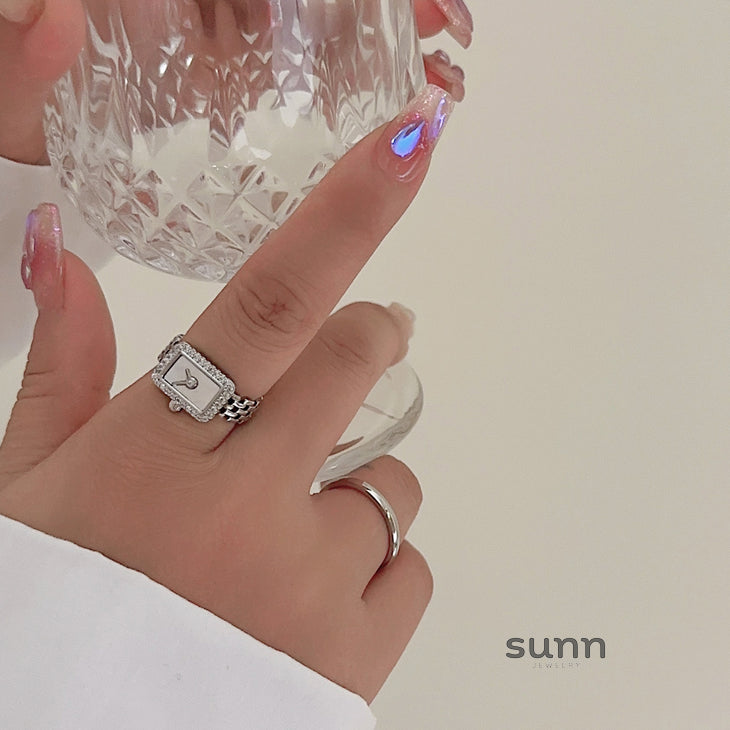 Baileigh Silver Timepiece Ring [1KRONW5J]