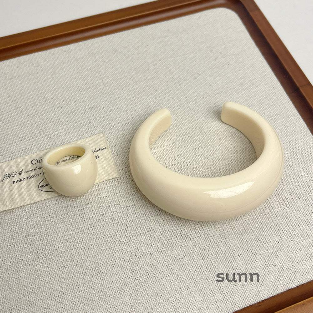 Baleigh Resin Statement Jewelry [69C57D4L]